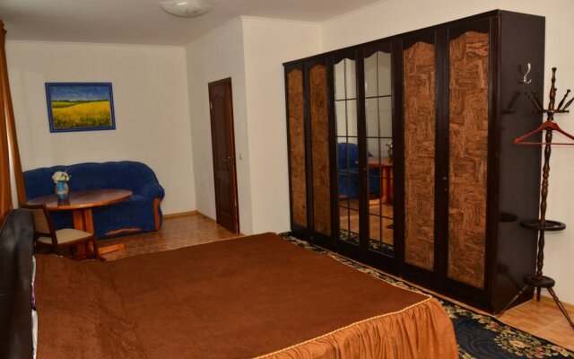 Acorn Hotel