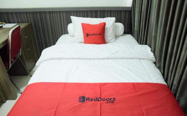 RedDoorz near GOR Satria Purwokerto
