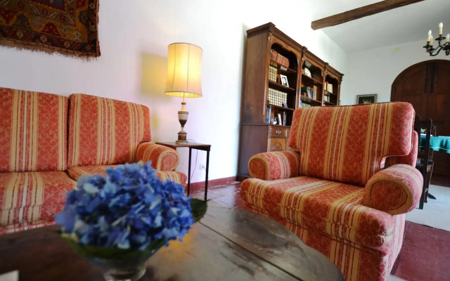 Casa dos Assentos de Quintiaes