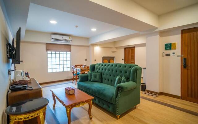 Siri Nakornpink Chiang Mai Hotel (Sha Plus+)