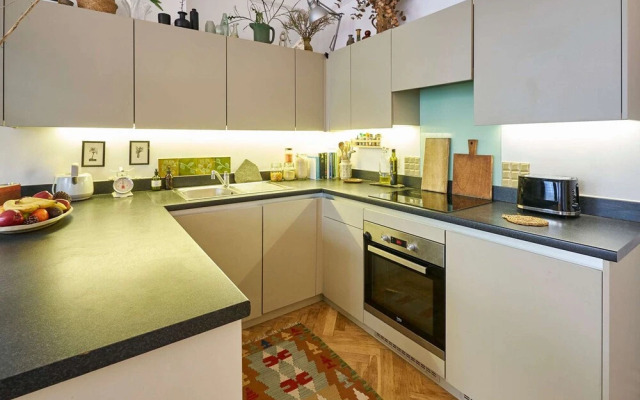 Host Stay Brunswick Place Flat