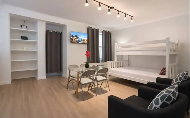 Coastal Retreat Charming 1bdr MiamiBeach