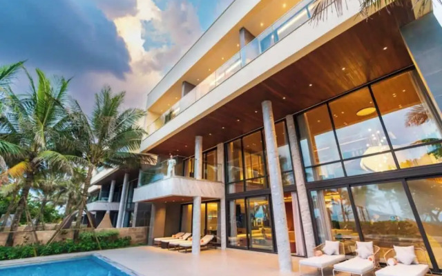 Family Paradise: Where Memories Bloom by the Sea
