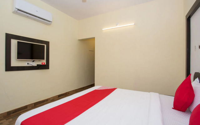 OYO 12936 Hotel Paradise