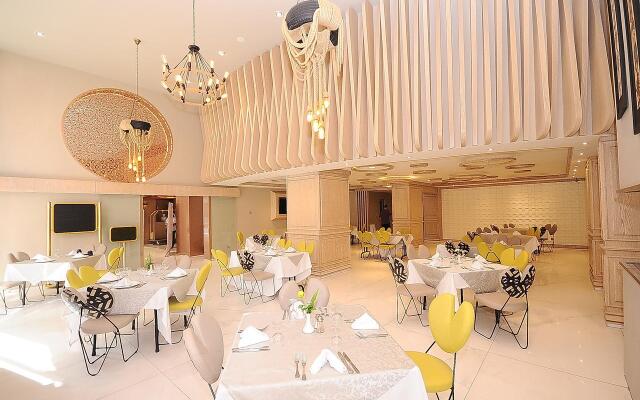 Oum Palace Hôtel & Spa Casablanca