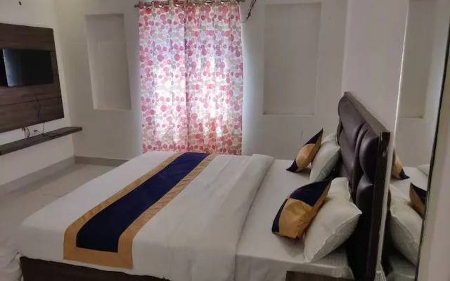 Bhawana Hotel
