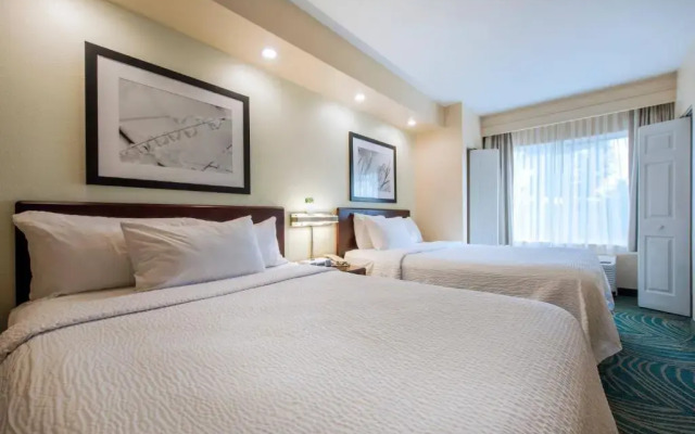 Springhill Suites Devens Common Center