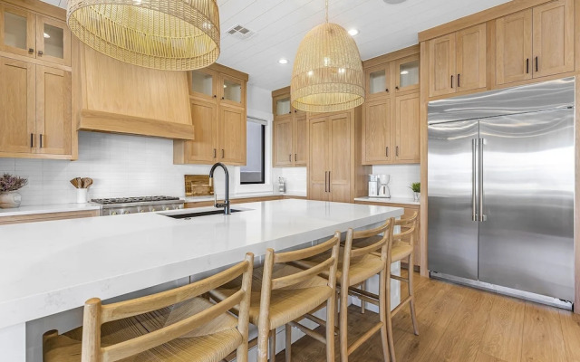 Sunny Days 7 Bedroom Home