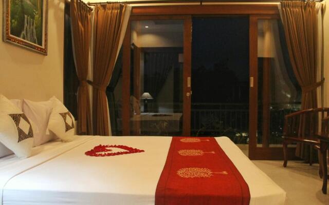 Kubu Taman Home Stay