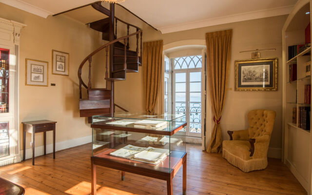 Отель Vila Gale Collection Palacio dos Arcos