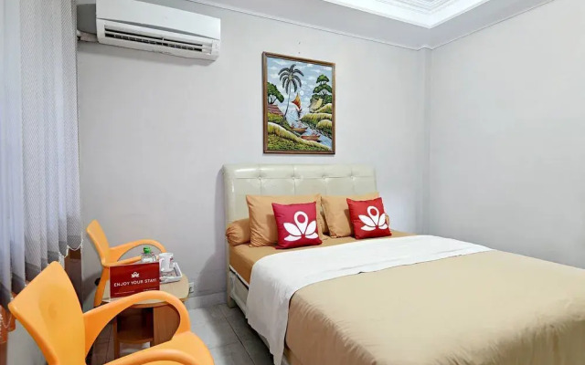 ZEN Rooms Sabana Urip Sumoharjo