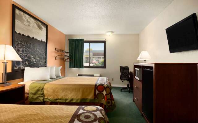 Super 8 by Wyndham Concordia