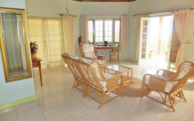 Pimento Lodge