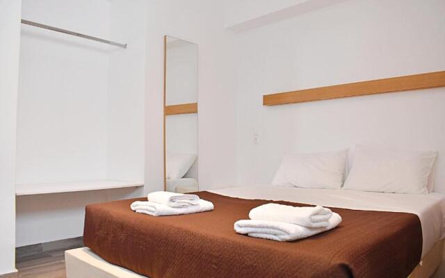 Tzamaros Studios Kythnos