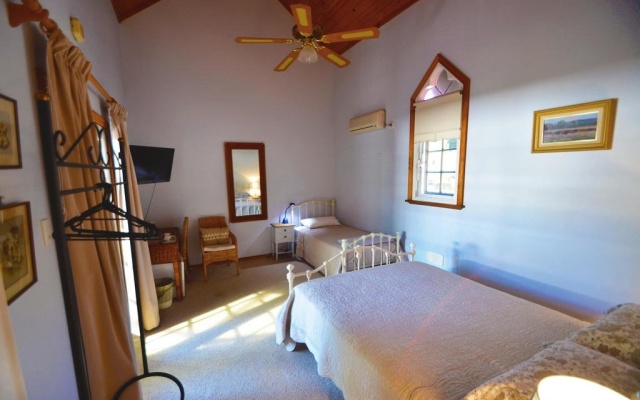 RoseMoore Bed & Breakfast – Guest Rooms – Perth