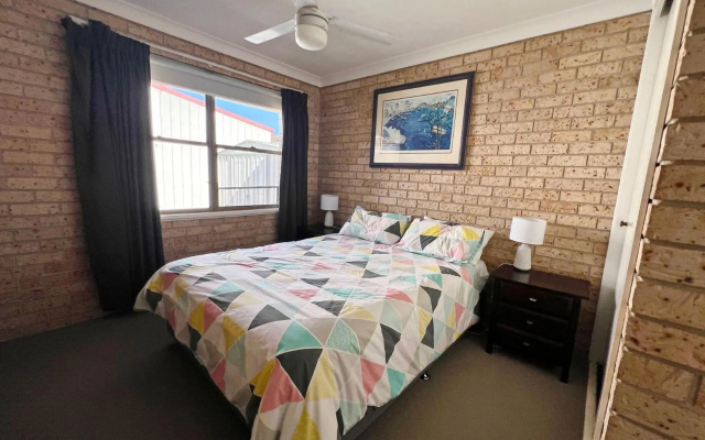 Beach House Landsborough – Guest Rooms – South West Rocks