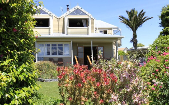 Nikau Lodge