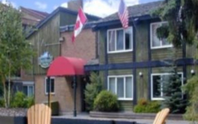 The Driftwood Inn