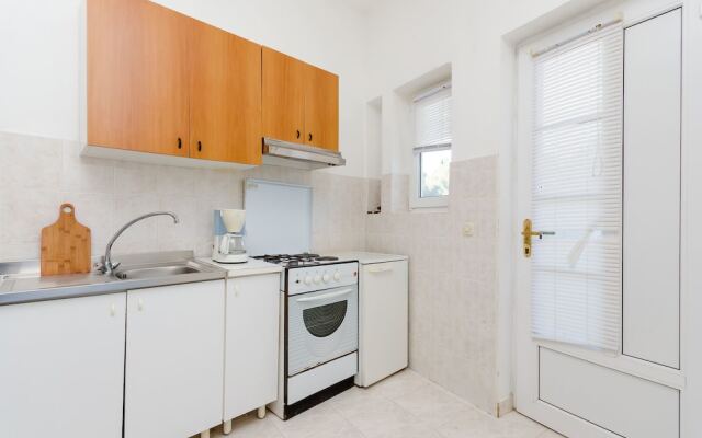 Apartments Danilo