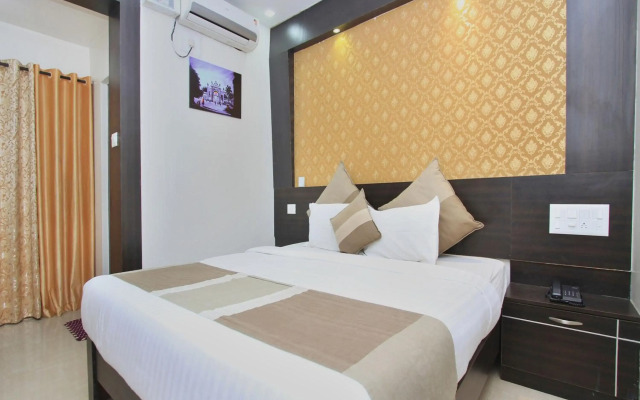 OYO 9332 Aishwarya Le Royale