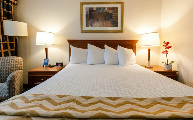 Travelodge by Wyndham Ottawa East