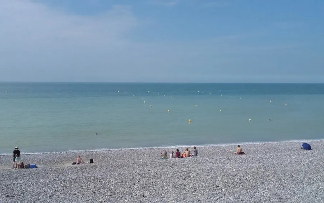 Studio In Ault With Wonderful Sea View Furnished Garden And Wifi - 500 M From The Beach