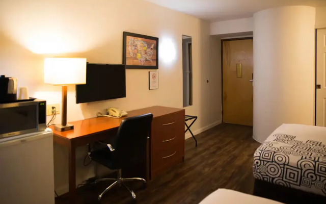 Econo Lodge