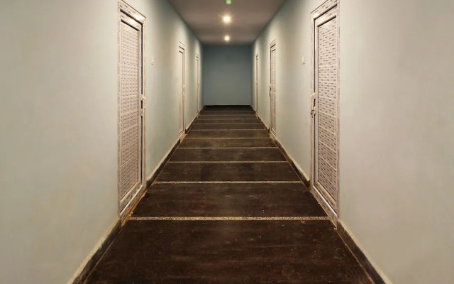 Sri Vinayaka Grand by OYO Rooms