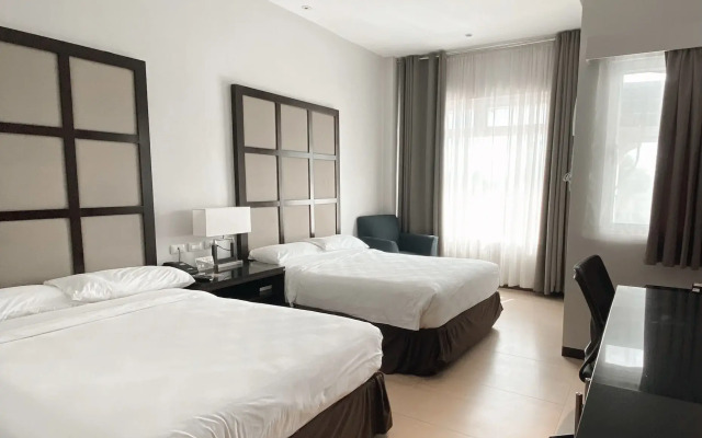 Avenue Suites Hotel