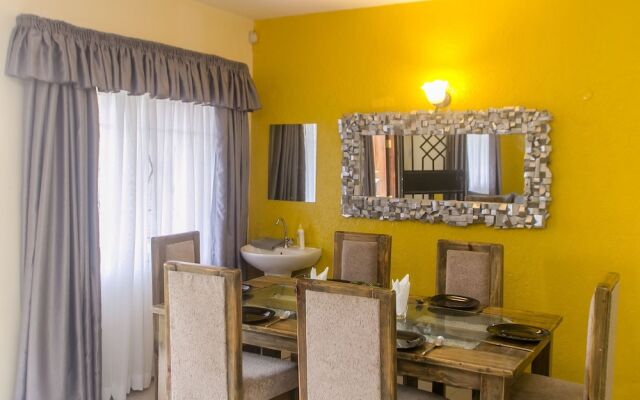 Lux Airport Inn
