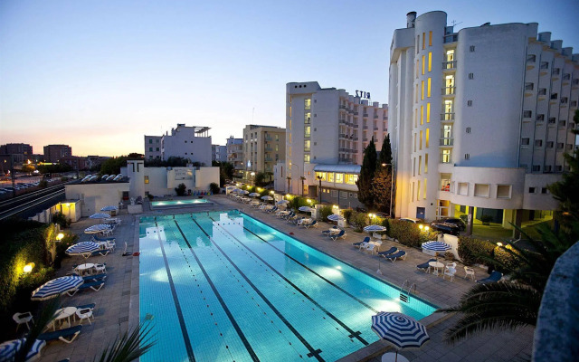 HR Resort