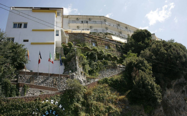 Hotel Le Rocce