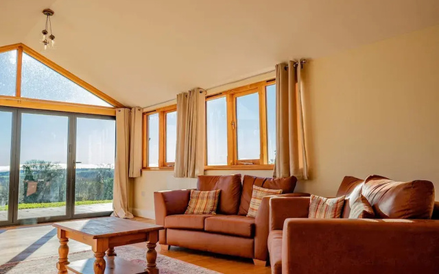 Host Stay Upperley Barn