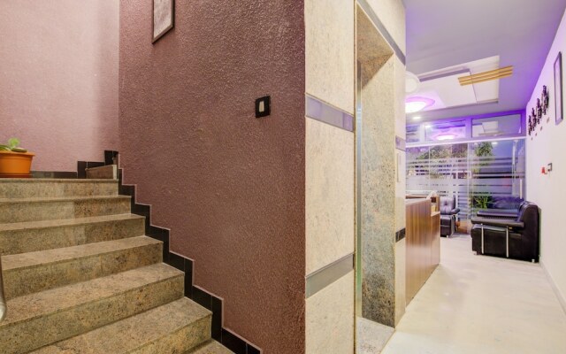 Treebo Trend Saffron Suites