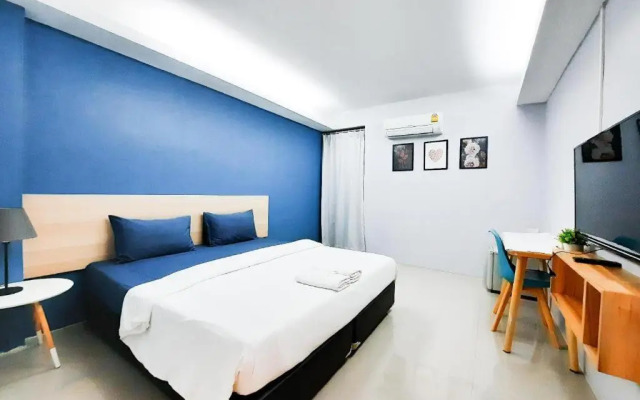 Your Place Hotel
