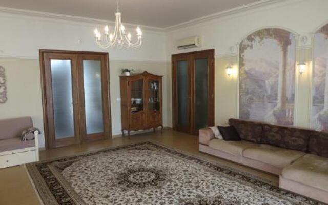 Private Villa 101 in BlackSeaRama