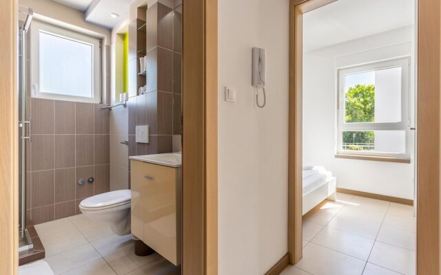Beautiful Apartment in Njivice With Wifi and 1 Bedrooms
