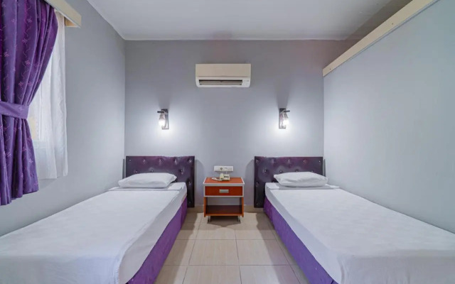 Sayanora Hotel & Park