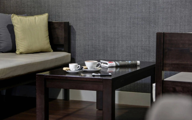 Holiday Inn London - Luton Airport by IHG