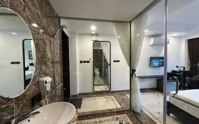 Bay Luxury Hotel & Spa - No1 Ngo Huyen