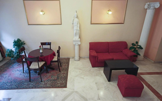 Alexiou Hotel