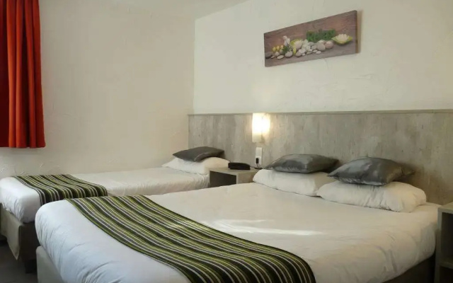 Brit Hotel Bosquet