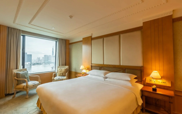 Renaissance Riverside Hotel Saigon