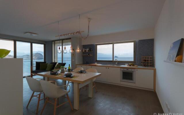 Seafront Holiday House on the Mindelo Bay