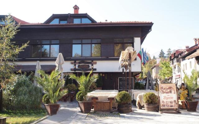 Momini Dvori Boutique Guest House