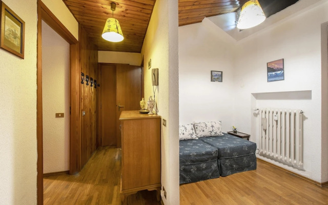 La Tana Dello Scoiattolo Skiing Nearby