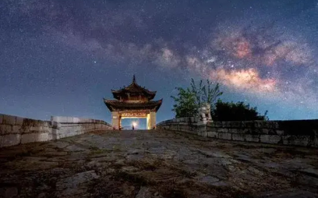 Jiayuanhong Hotel (Jianshui Ancient City Branch)