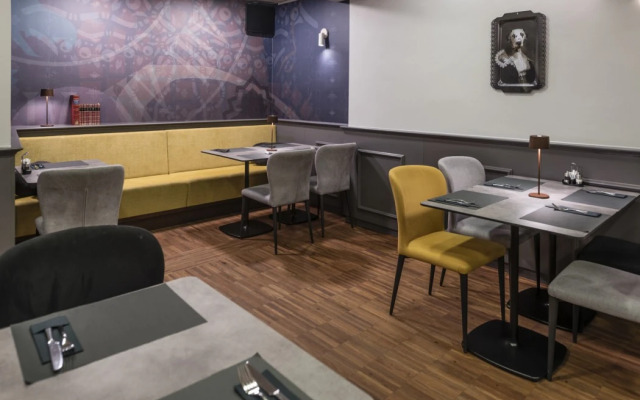Hotel Mrak 4*