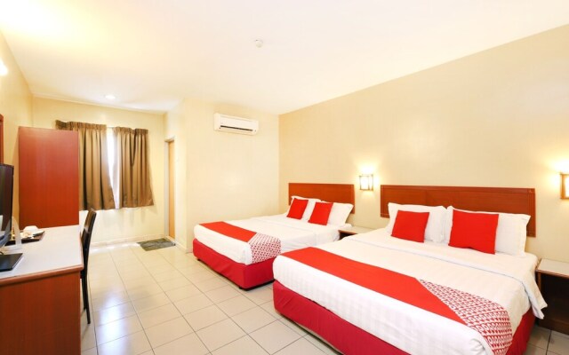OYO 447 Comfort Hotel Meru