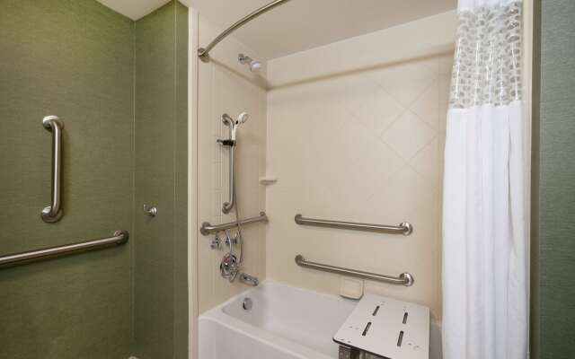 Hampton Inn Huntington University Area